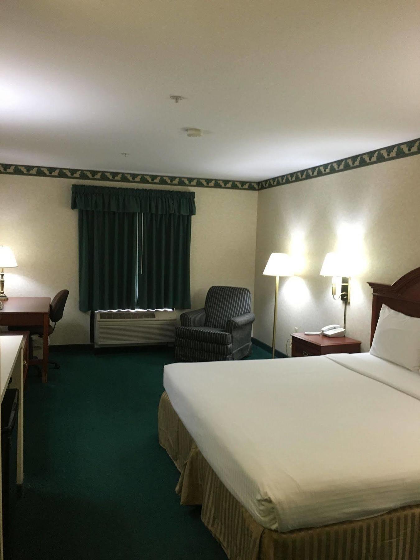 Grand Vista Hotel & Suites Vonore Exterior photo